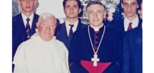 El padre Domingo, su “Diario de Malvinas” y el heroísmo sacerdotal