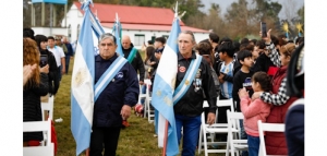 Homenaje a los Héroes de Malvinas en el Día de la Máxima Resistencia