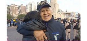 La emoción de la nieta de un veterano de Malvinas en medio del acto por el Día de la Bandera: “Es un orgullo”