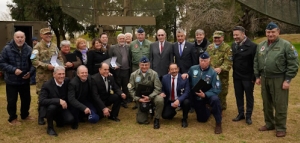 Entregaron en la Base Aérea de Merlo una medalla de honor a 12 Veteranos de Malvinas
