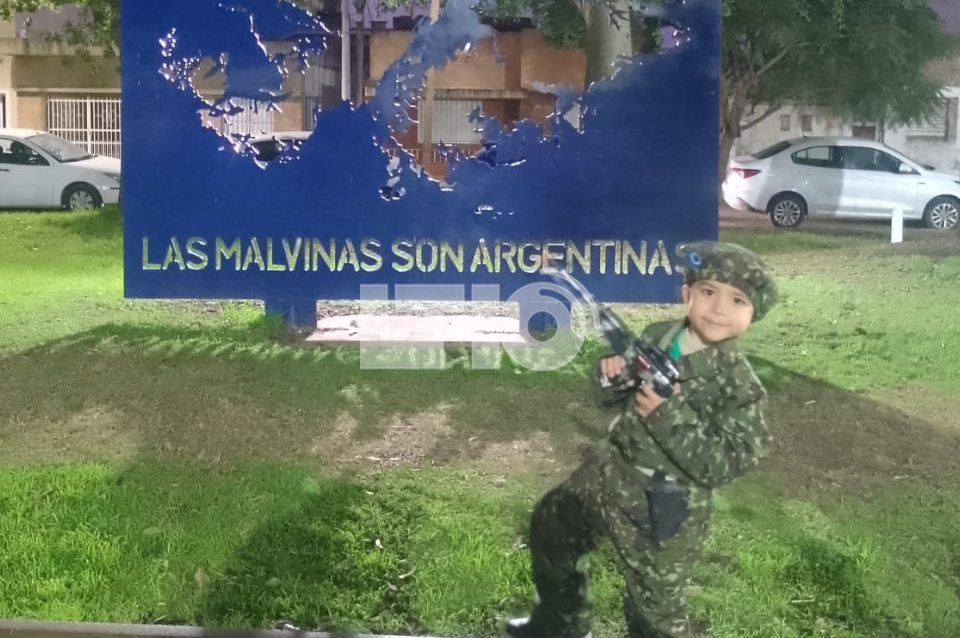 El niño santafesino que a los 6 años defiende la causa Malvinas